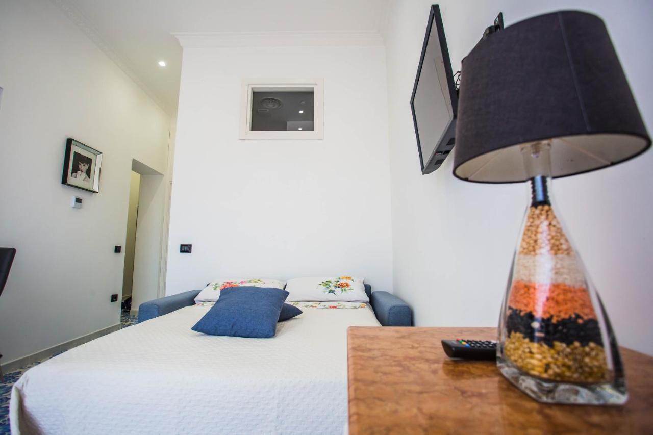 Palazzo De Gregorio Apartment Pompei Сант-Антонио-Абате Экстерьер фото